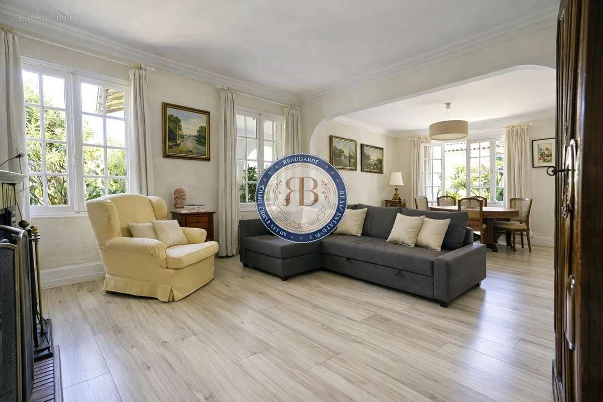 Maison à ANTIBES