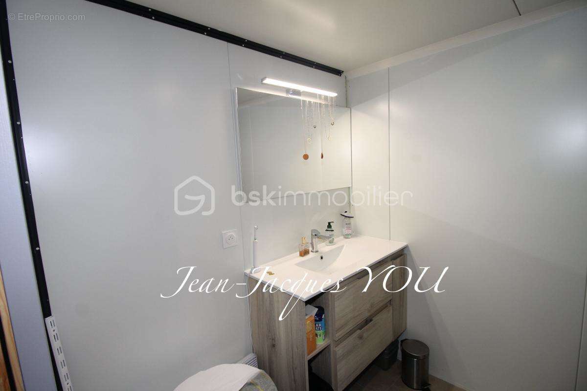 Maison à VILLEDIEU-LES-POELES