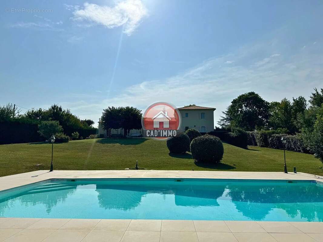 Maison à SAINT-NEXANS