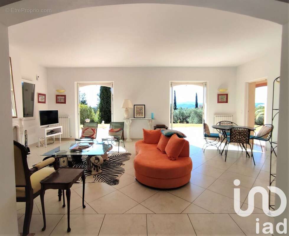 Photo 4 - Maison à LA MOTTE