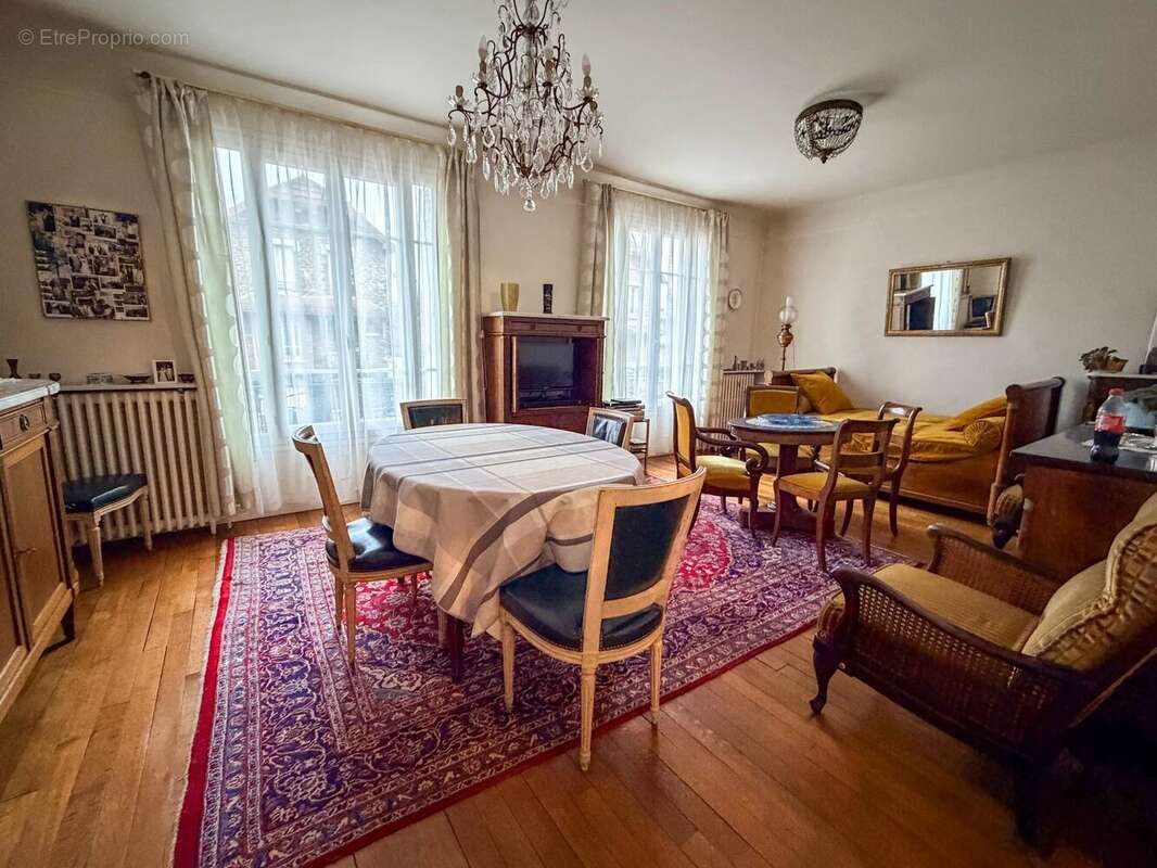 Maison à VILLEMOMBLE