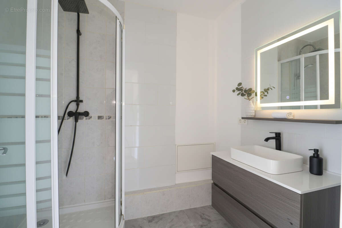 Appartement à SAINT-DENIS