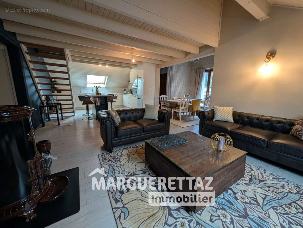 Appartement à SAINT-JEOIRE