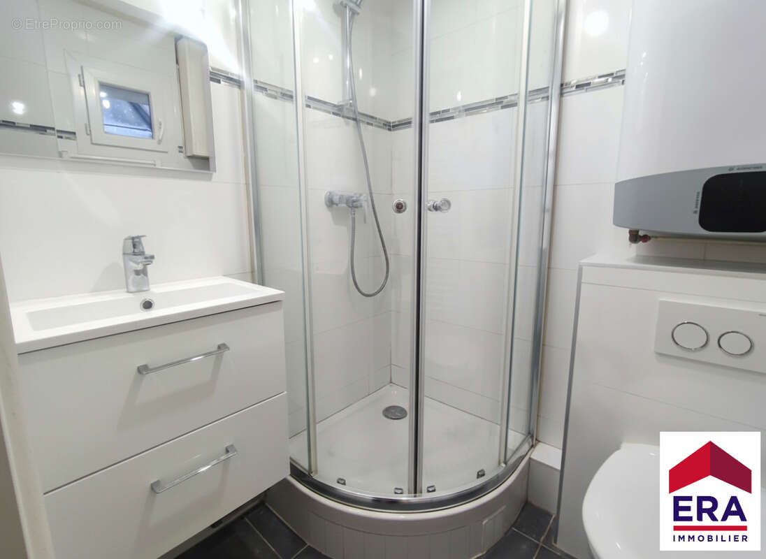 Appartement à PARIS-3E