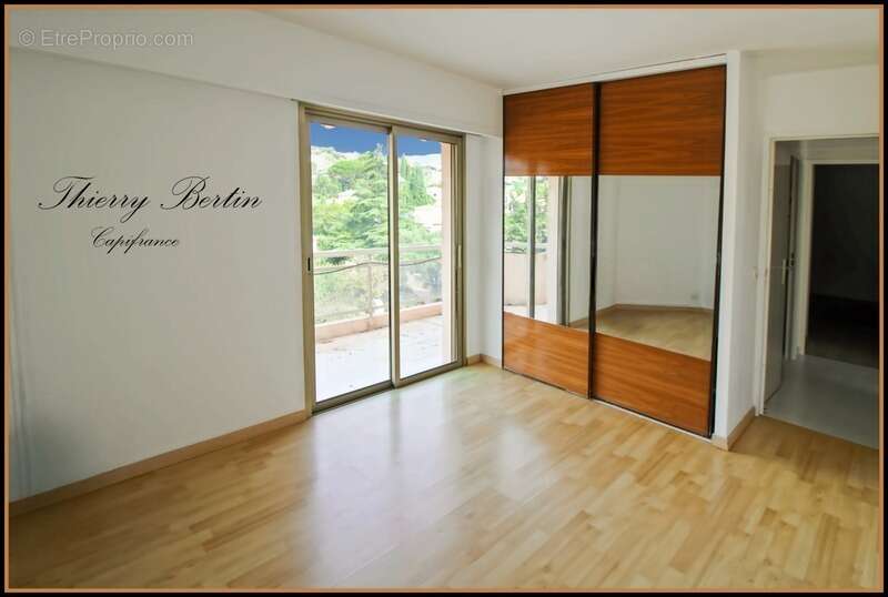 Appartement à MANDELIEU-LA-NAPOULE