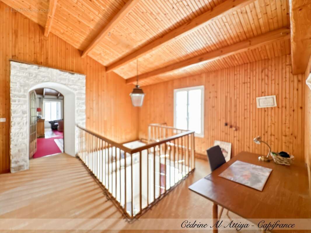 Propriété à vendre 318m2 habitables, 11 pièces, 7 chambres, parcelle de 1700m2 environ, jardin, garage, piscine, dépendances - photo 27