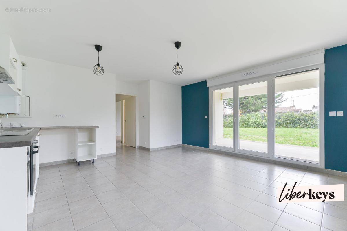 Appartement à SAINT-SEBASTIEN-SUR-LOIRE