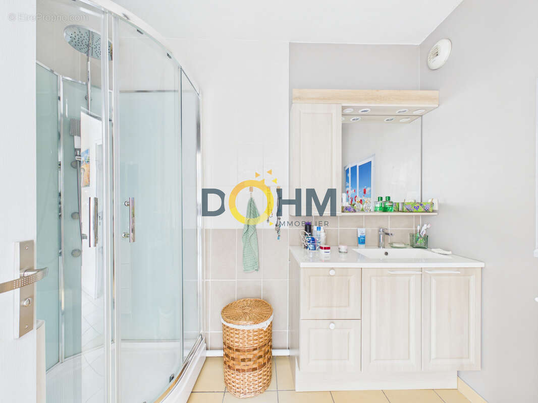 Appartement T3 av ascenseur et balcon - photo 11