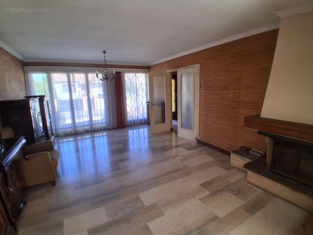 Maison 140 m² à Yerres  - photo 3