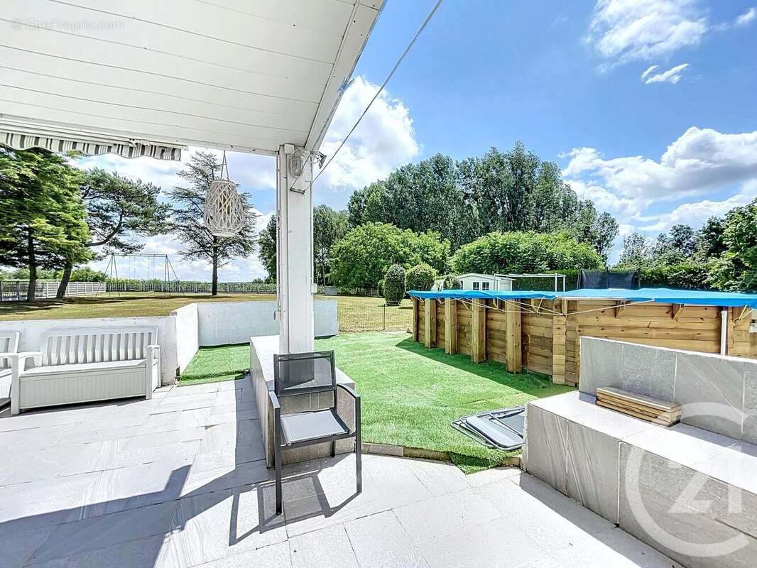 Maison à COURLON-SUR-YONNE