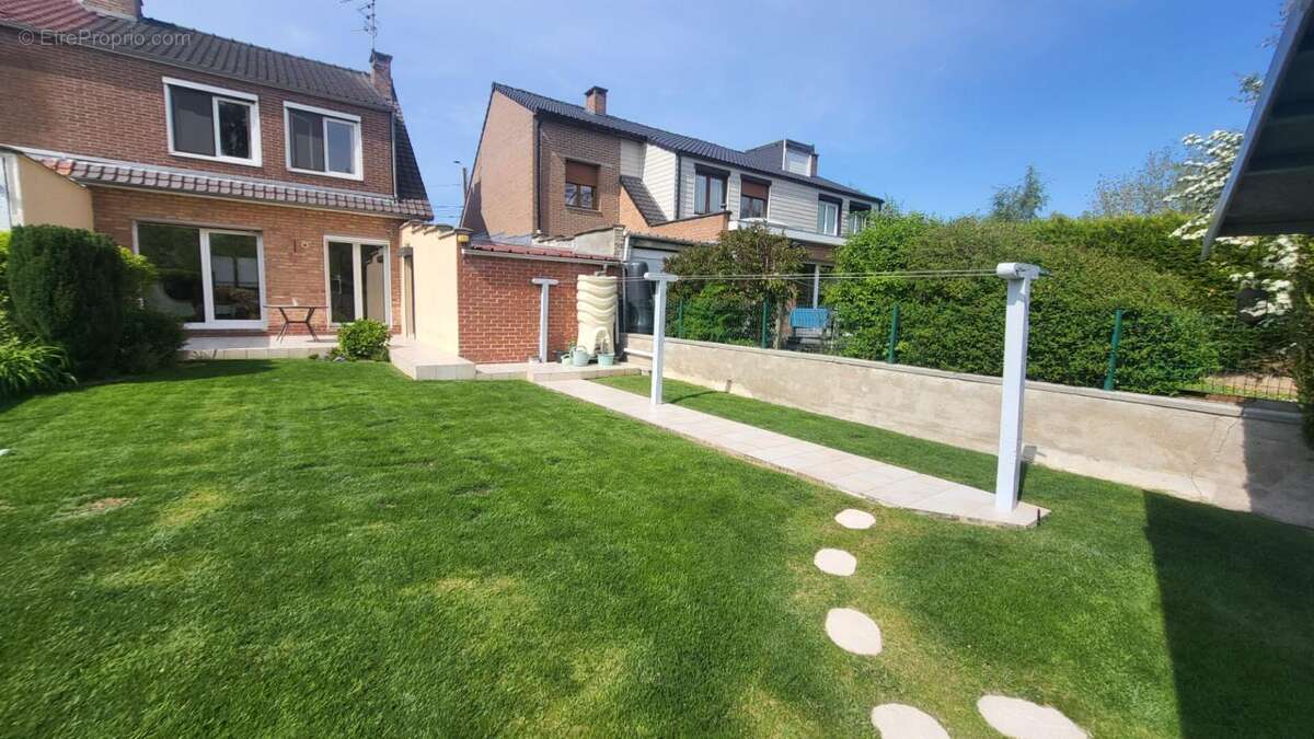Maison à PERENCHIES