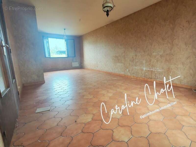 Maison à LAMOTHE-MONTRAVEL