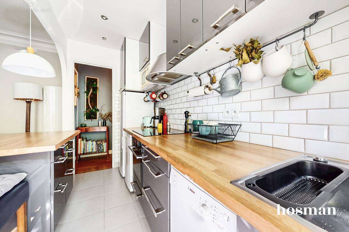 Appartement à PARIS-19E