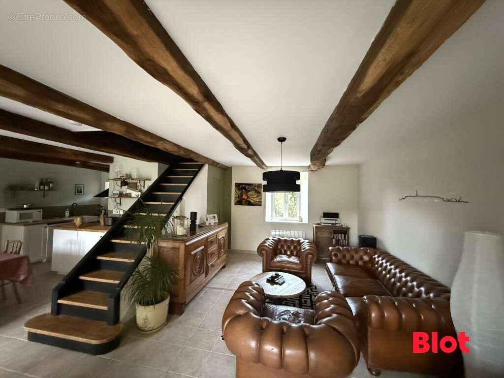 Maison à PLOUER-SUR-RANCE