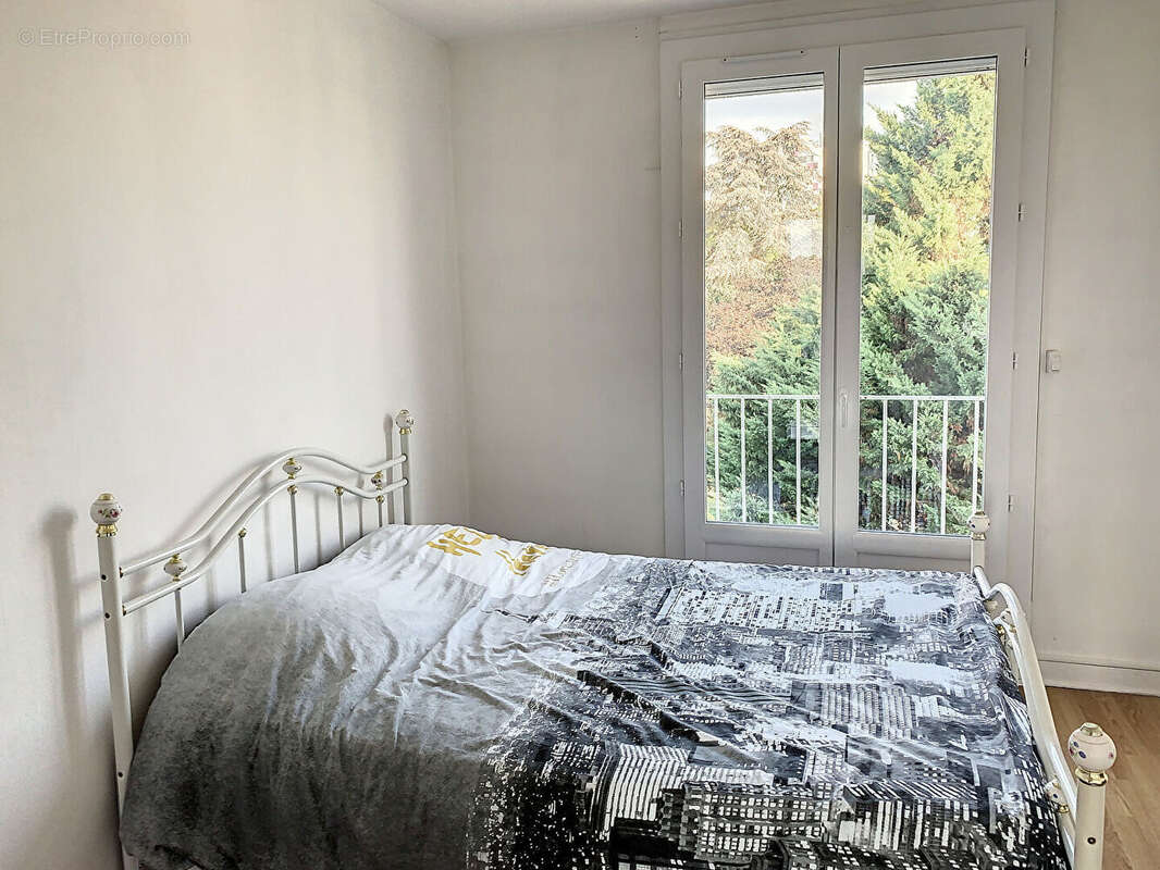 Appartement à VILLENAVE-D&#039;ORNON