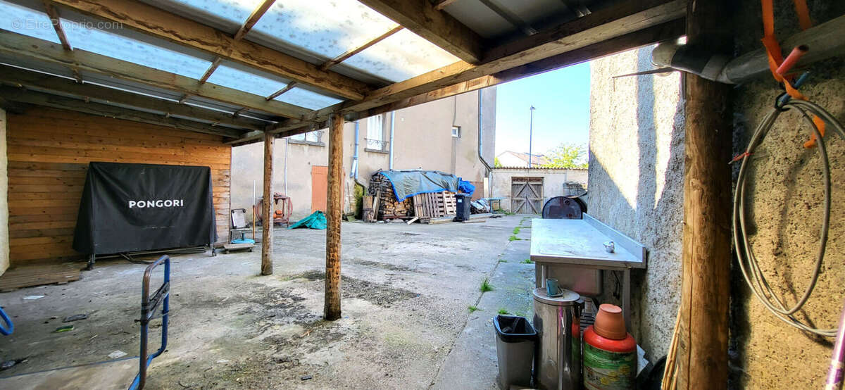 Maison à ARS-SUR-MOSELLE