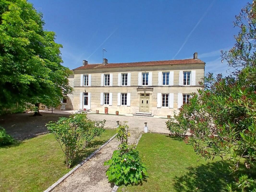 Maison à MATHA