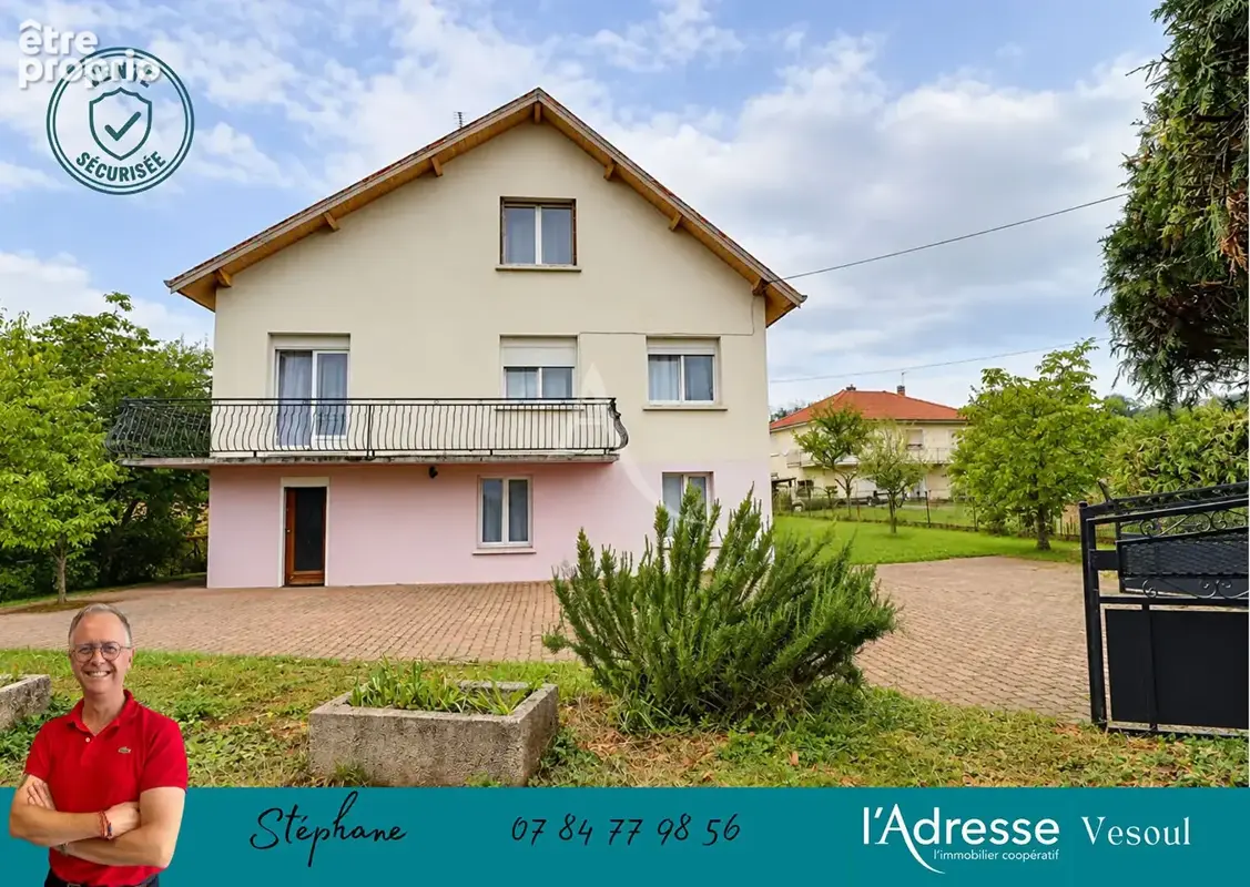 Maison familiale avec 6 chambres et terrain de plus de 1000 m² à Montigny-lès-Vesoul - photo 1