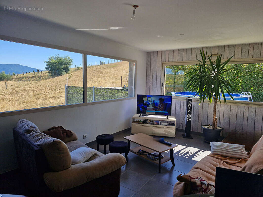 Maison à LES AVENIERES