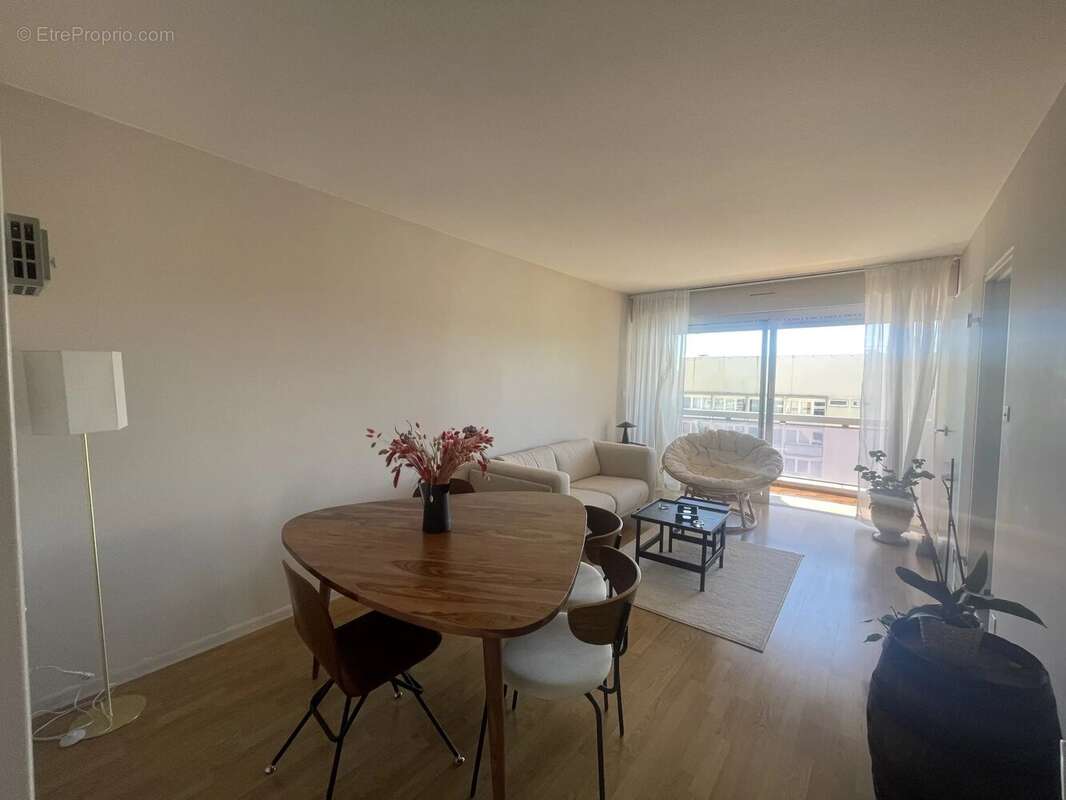 A vendre appartement ales centre ville - photo 2