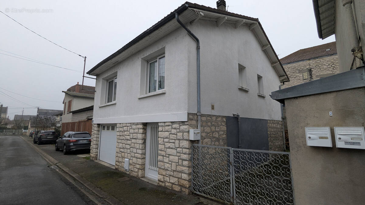 Maison à vendre   Quartier calme de Brive-la-Gaillarde, proche centre-ville - photo 2
