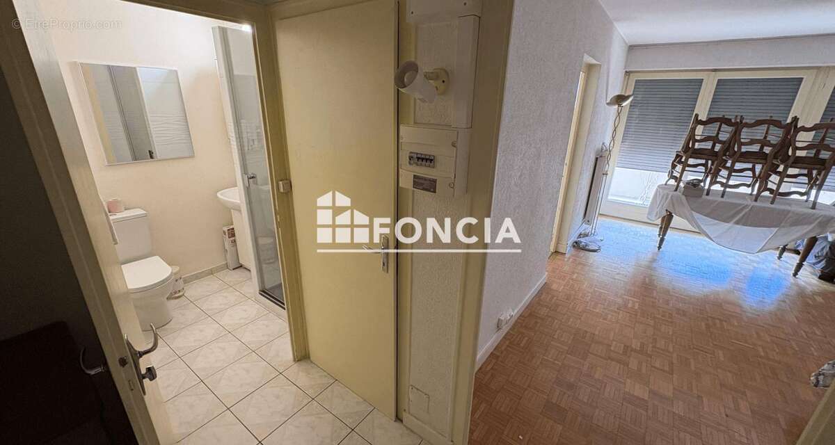Gaillard – Appartement T1 avec balcon à proximité immédiate de la douane de Moillesulaz - photo 5