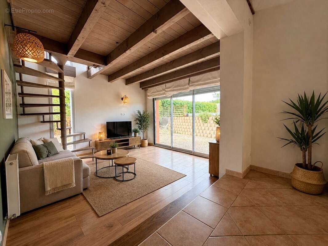 Maison à PONT-DU-CHATEAU