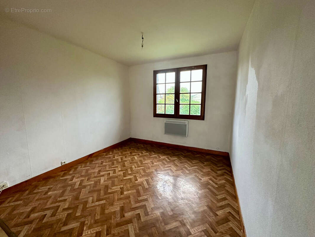 Maison à VIRY-NOUREUIL