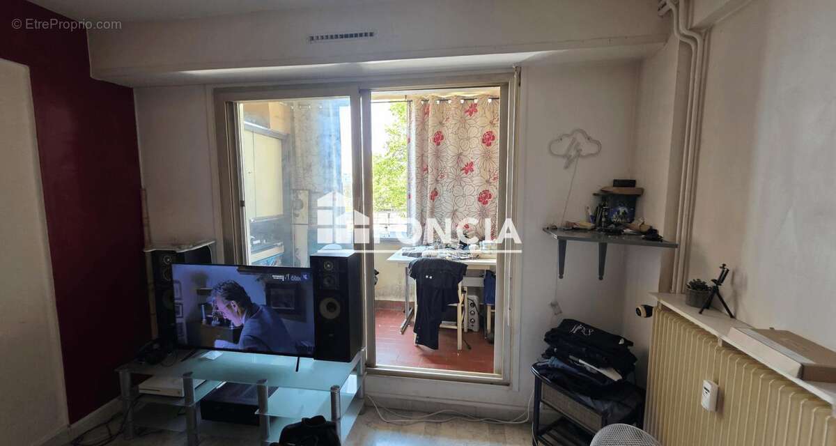 Appartement à MAUGUIO