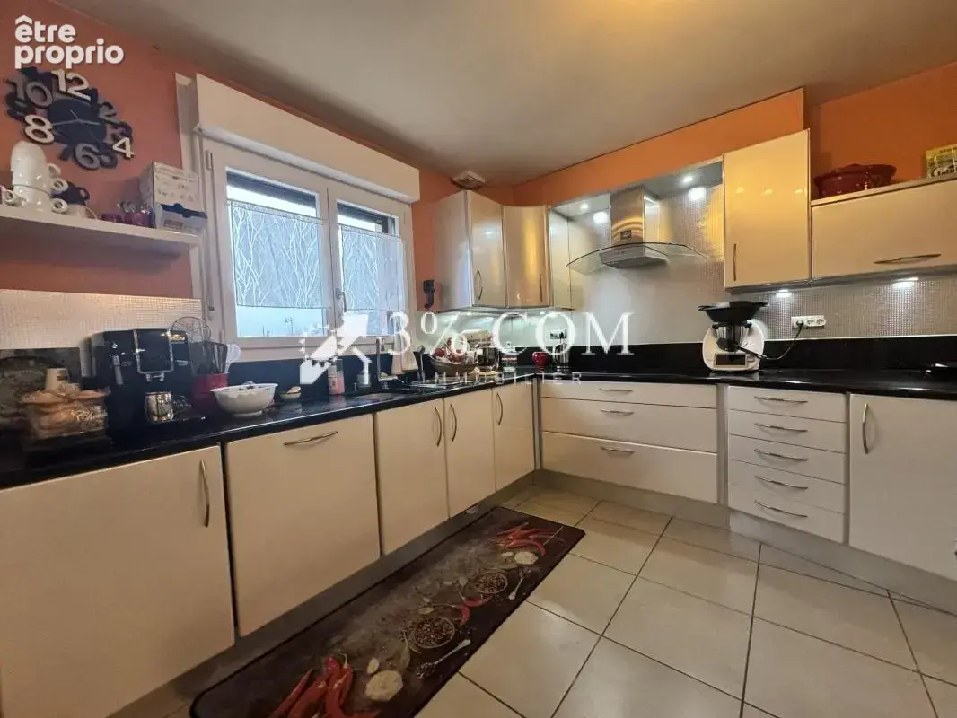 3%COM Maison avec piscine et spa sur 8 ares - photo 8