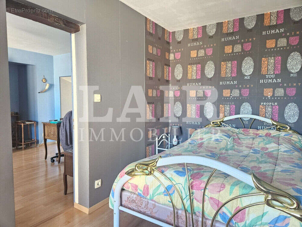 Maison à VILLAINES-LA-JUHEL