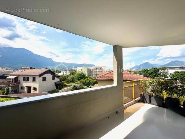 Appartement à ECHIROLLES