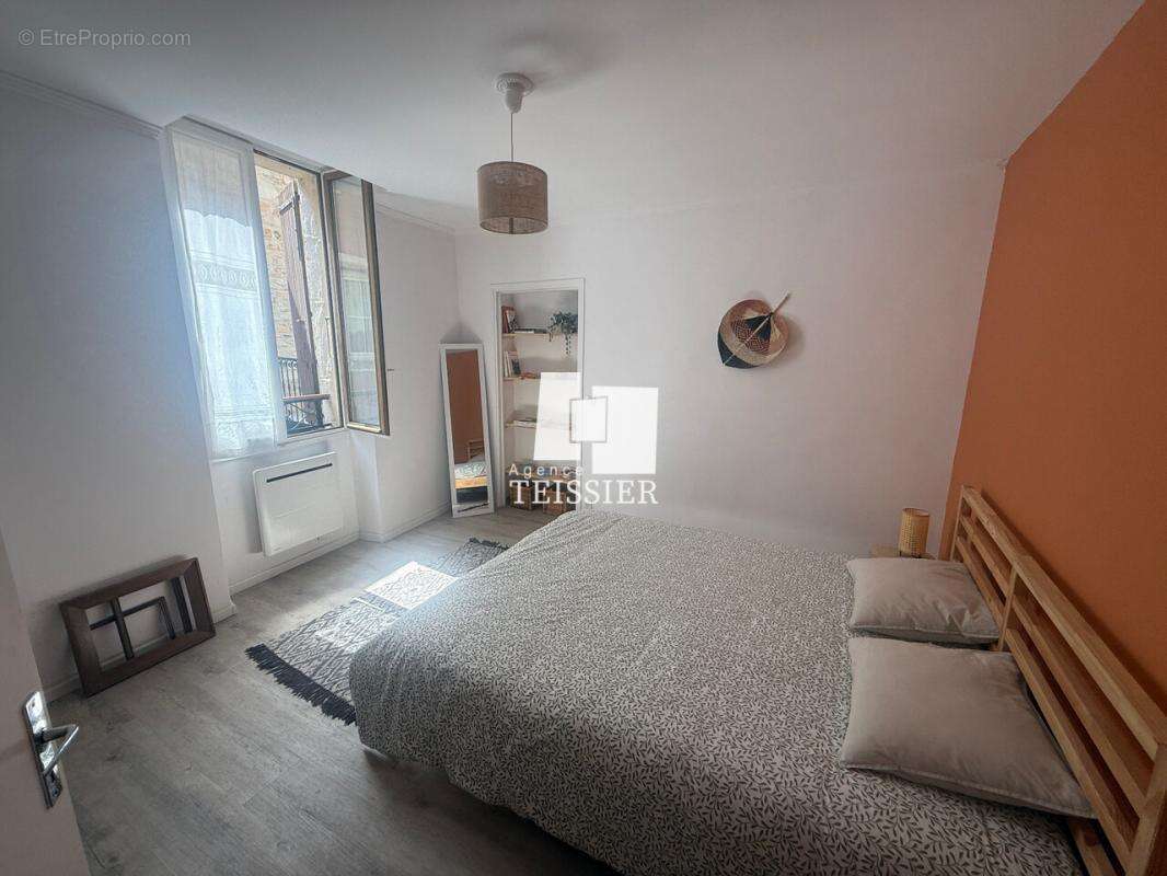 Appartement à LES VANS