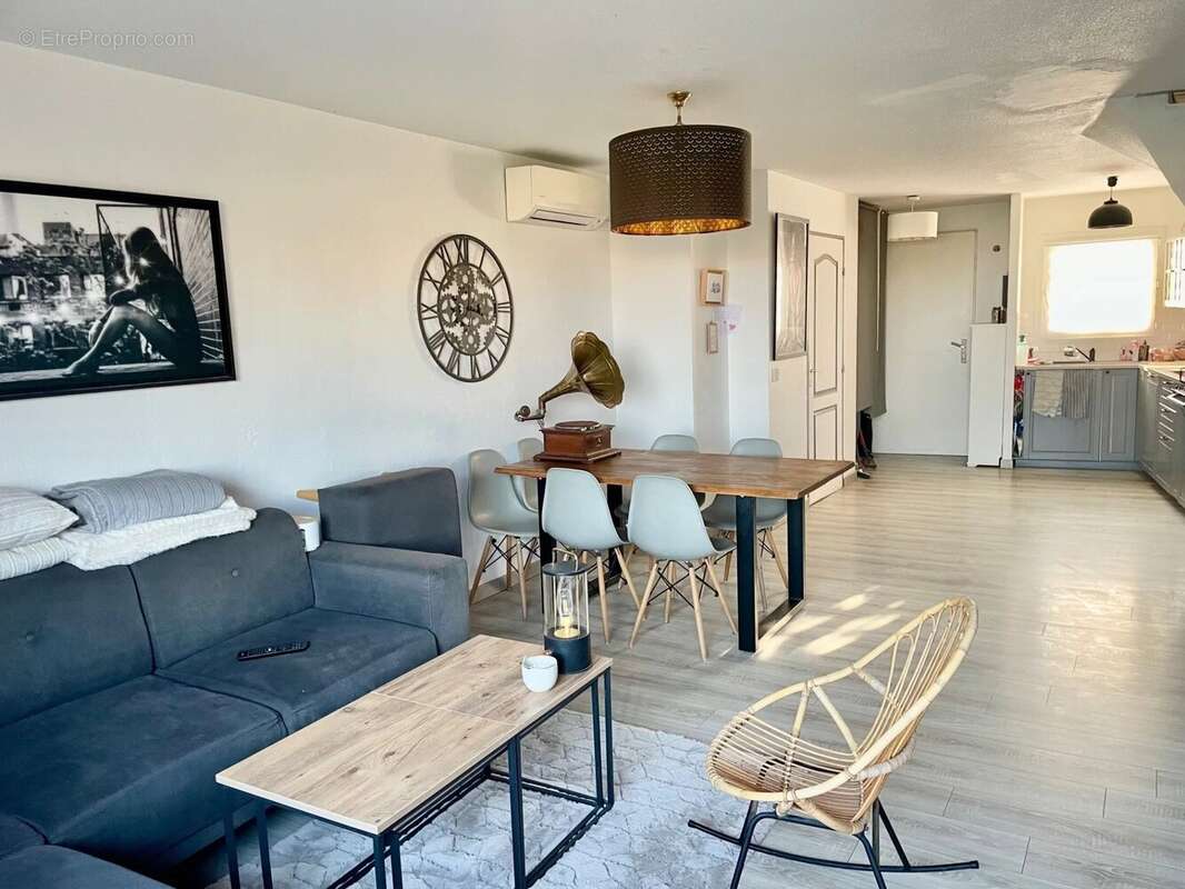 Appartement à LA GAUDE