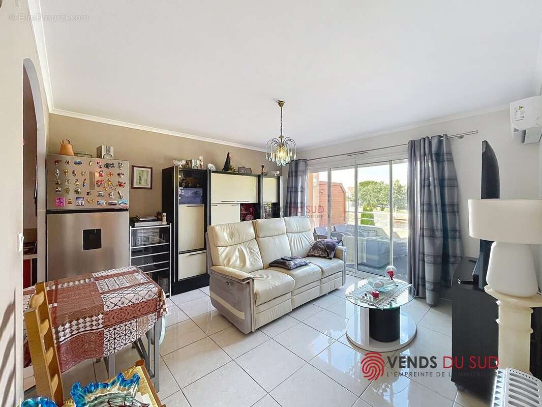EXCLUSIVITÉ  Superbe T3 avec Terrasse, Parking, Piscine - photo 3