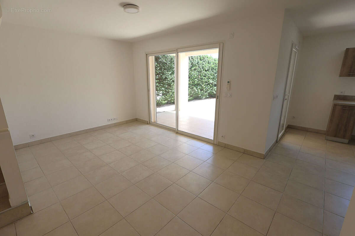 Villa Speracedes 5 pièce(s) 95 m² avec jardin - photo 8