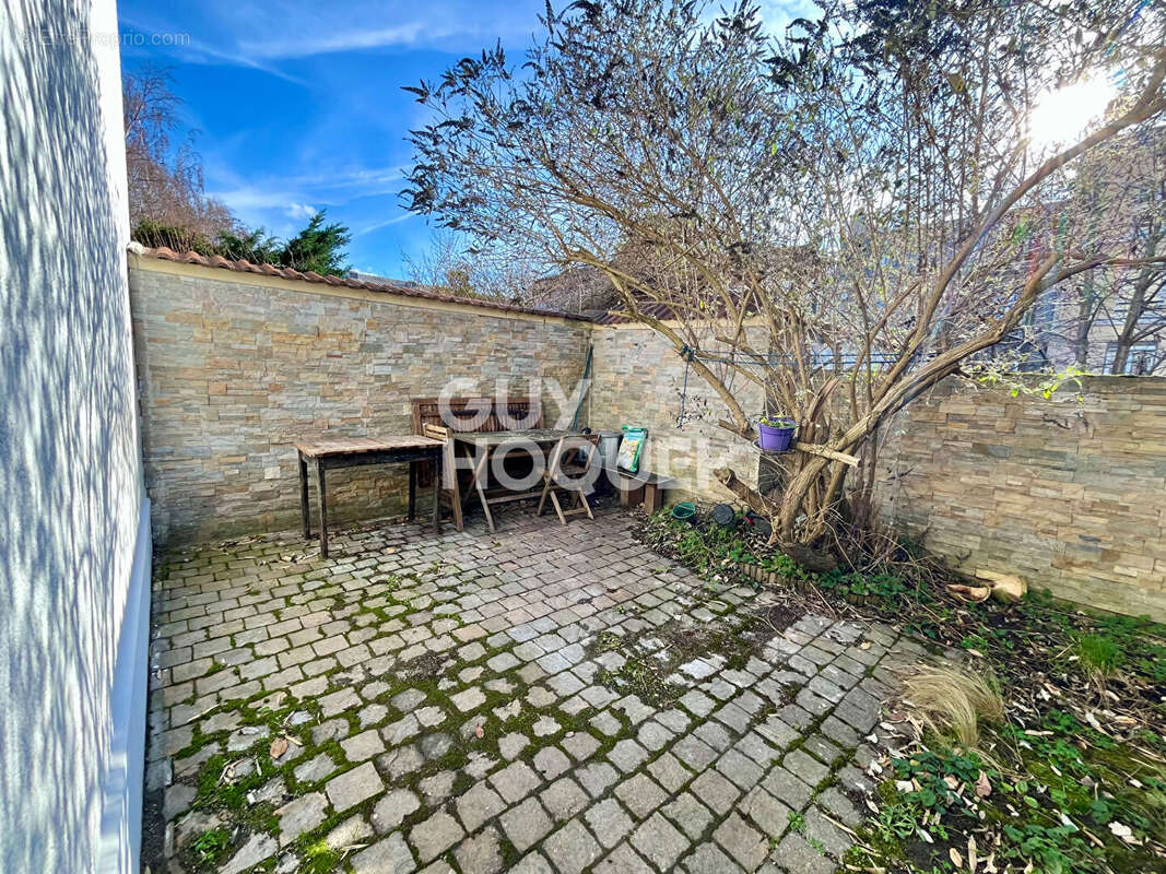 Maison à FONTENAY-SOUS-BOIS