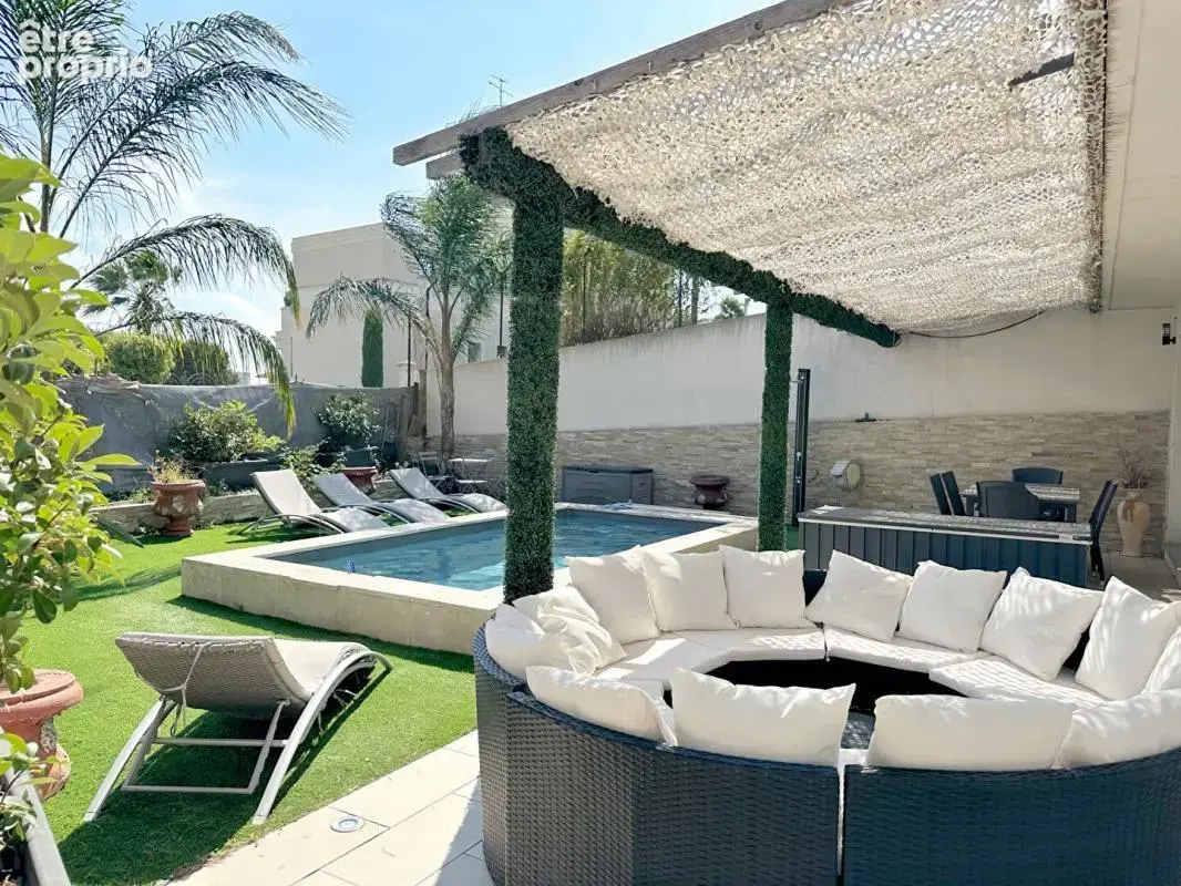 Baisse du prix !!! Villa 6P, 200 m², Cannes Stanislas – Vue mer, piscine, toit-terrasse - photo 3