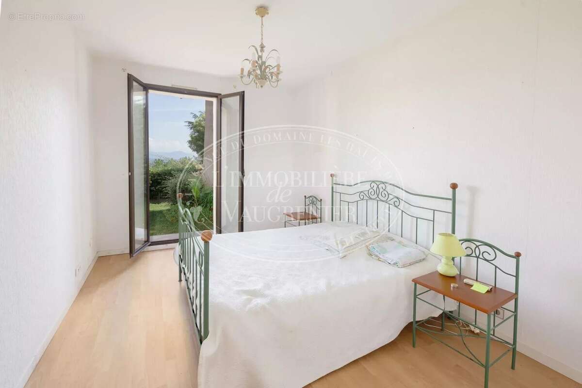 Maison à VILLENEUVE-LOUBET