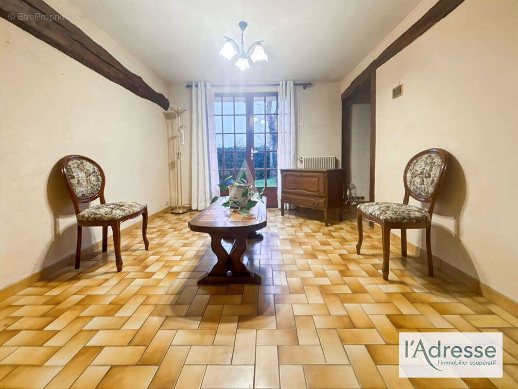 Maison à PERRIERS-SUR-ANDELLE