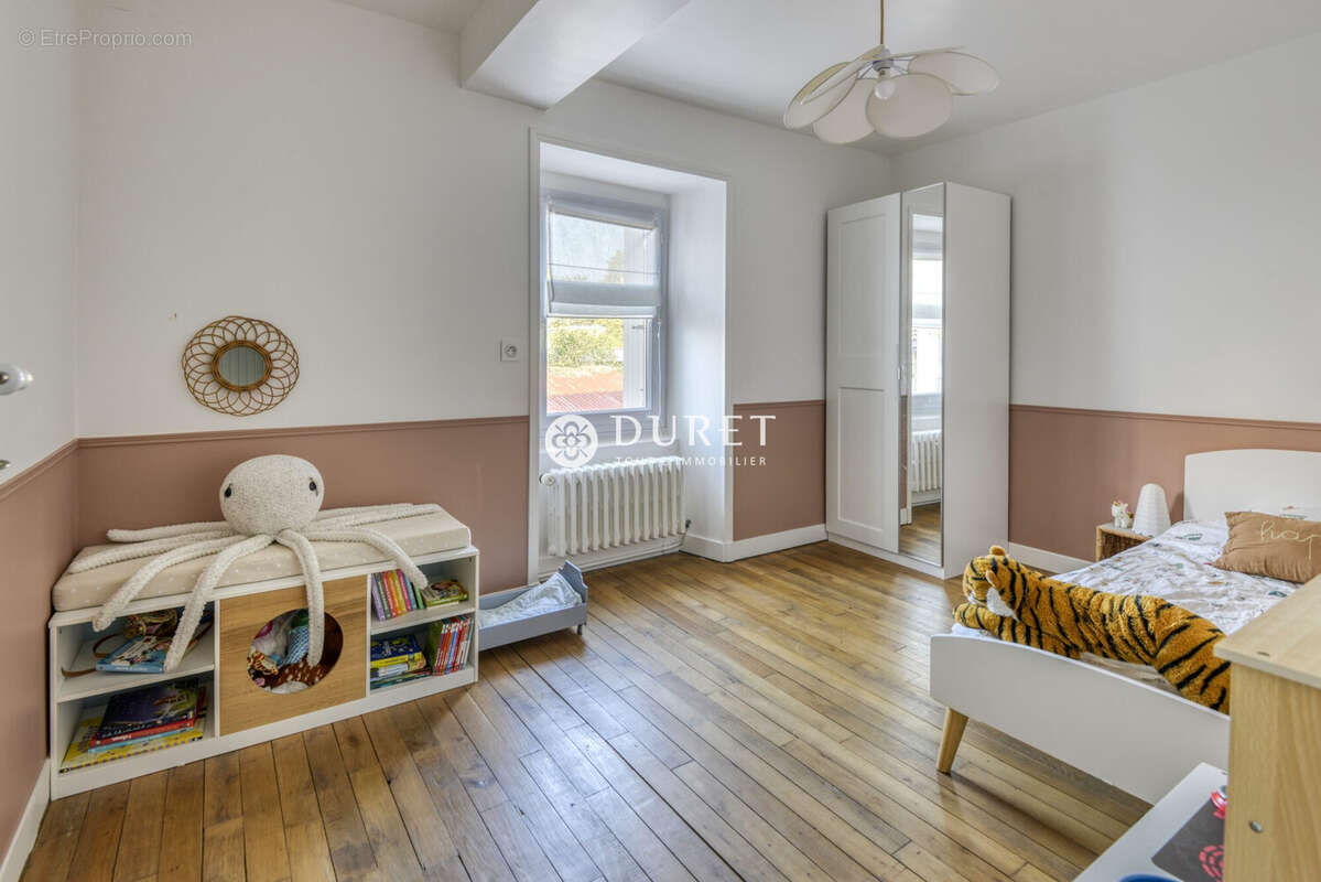 Maison 193 m² à Tillieres  - photo 7