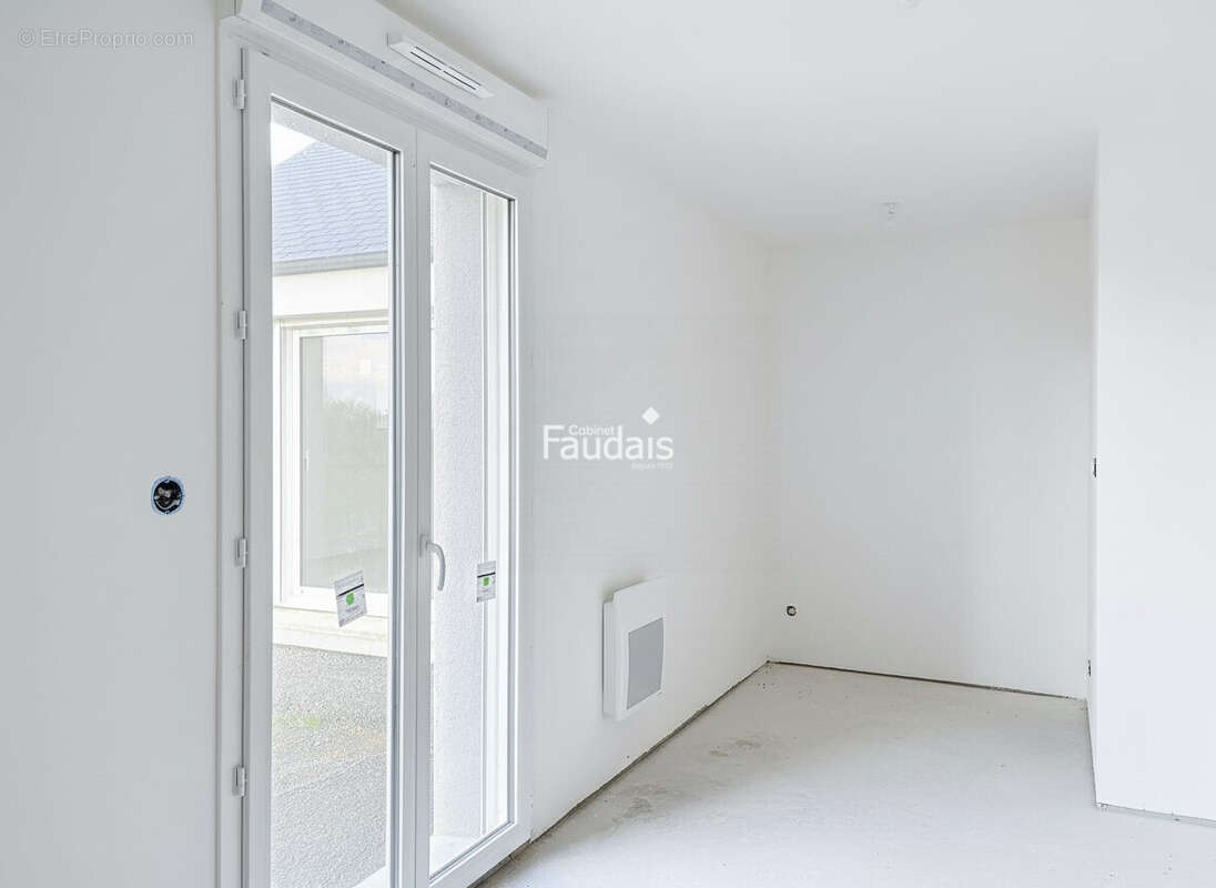 Maison 85 m² à Saint-Sauveur-Lendelin  - photo 5