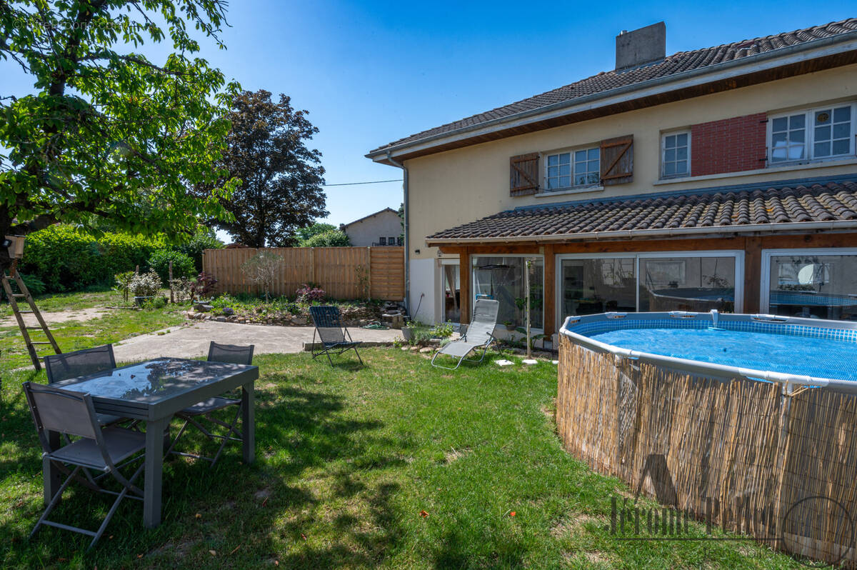 Appartement à CHASSE-SUR-RHONE