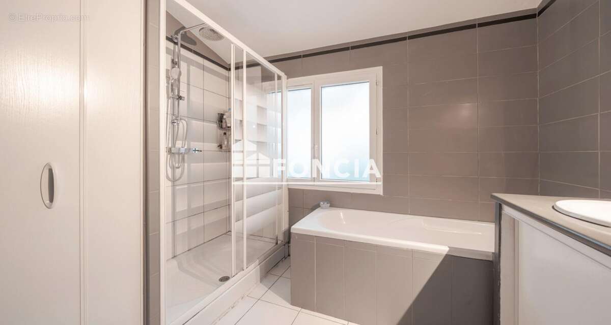 Maison à ARPAILLARGUES-ET-AUREILLAC