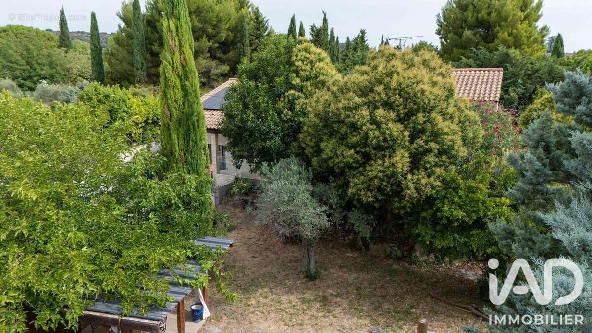 Maison 147 m² à Rochefort-Du-Gard  - photo 3
