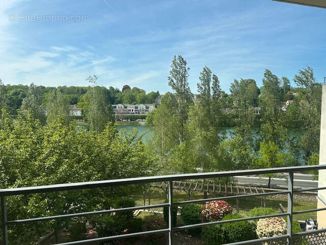 F3 lumineux avec grand balcon et vue panoramique sur la Seine   Résidence sécurisée - photo 10