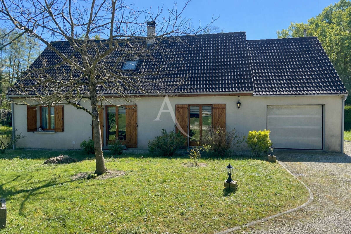 Maison à BRAY-EN-VAL