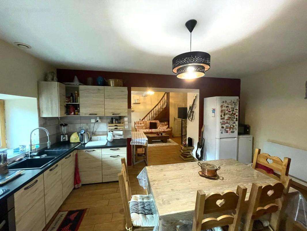 Maison à SAINT-RAMBERT-EN-BUGEY