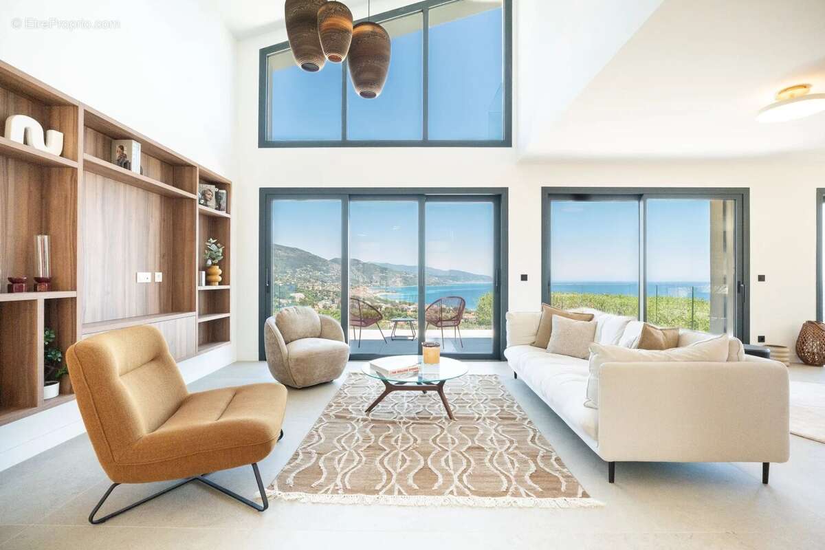Maison à ROQUEBRUNE-CAP-MARTIN