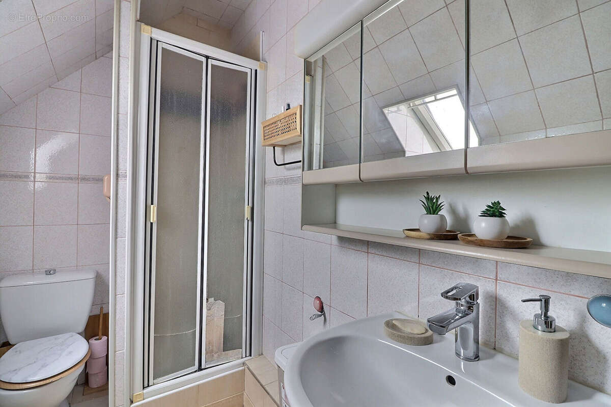 Maison à MONTIGNY-LES-CORMEILLES